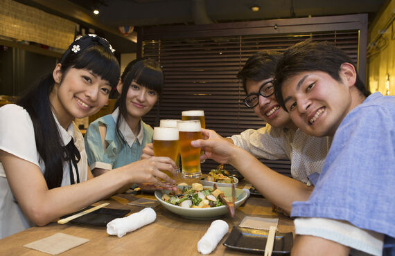 櫛原の居酒屋は人気の掘りごたつ席他様々な座席をご用意しています