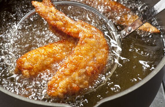 櫛原の居酒屋の手羽先をご家庭でも楽しめるようテイクアウトにも対応します