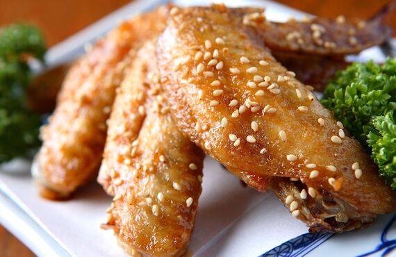 櫛原の居酒屋は手羽先・串焼き等の鳥料理が美味しいと口コミでも評判です